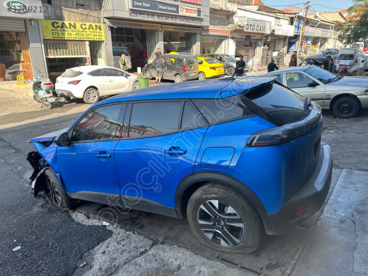 Peugeot 2008 sol ön kapı hatasız boyasız orijinal