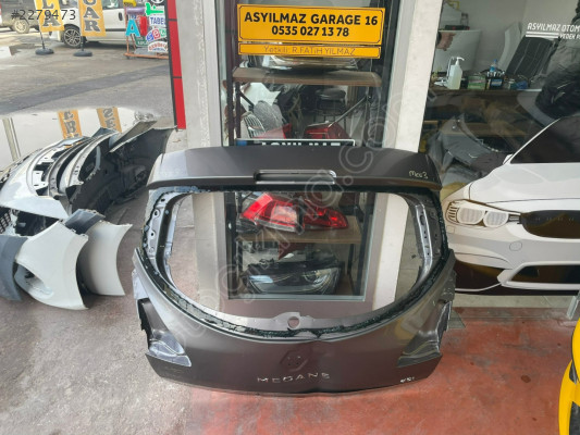 RENAULT MEGANE 3 BAGAJ KAPAĞI ORJİNAL