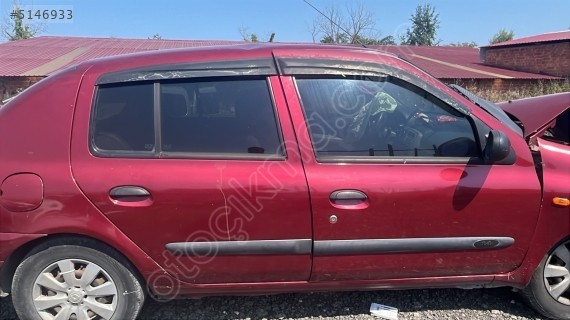2001 clio sağ ön arka kapı