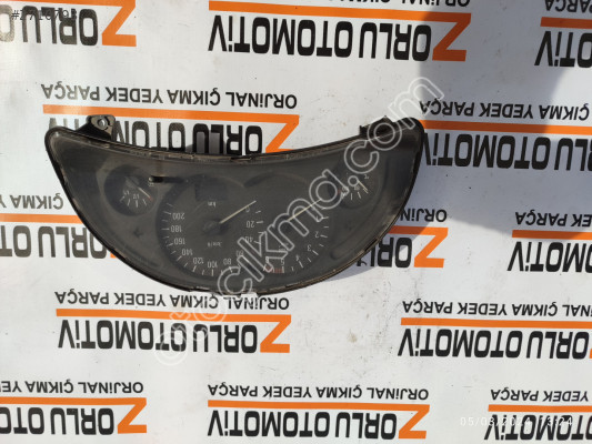 Opel combo gösterge saati 88311302
