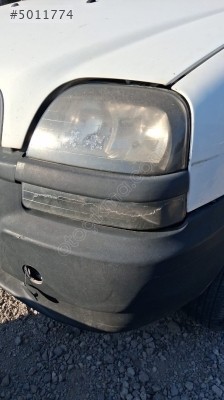 Fiat Doblo sol ön far