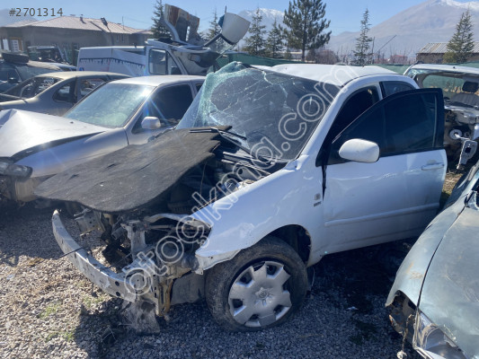 Corolla. Sol ön kapı