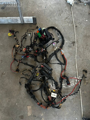 Orijinal Audi A5 Kablo Tesisatı (8F002793)