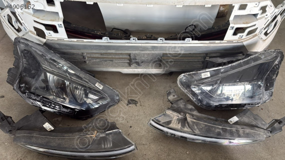 Hyundai bayon sağ sol far letli