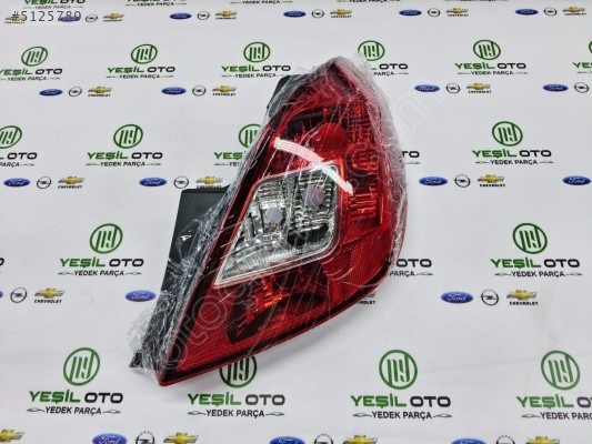 Opel Corsa D Sağ stop duysuz