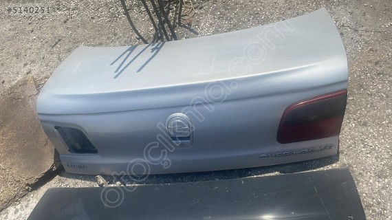 OPEL OMEGA BAGAJ KAPAĞI