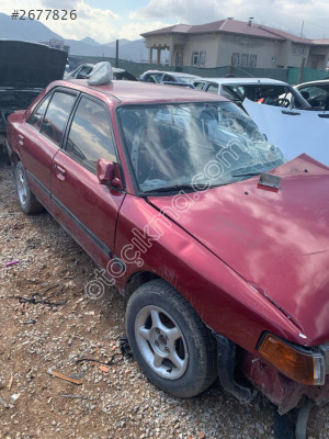 Mazda 323 sağ arka kapı