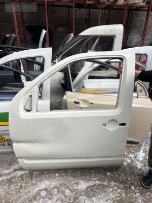 2007 2012 Nissan Navara çıkma ön sol kapı