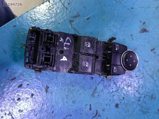 RENAULT CLİO 4 CAM DÜĞMELERİ