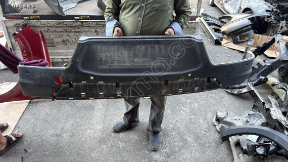 Suzuki vitara arka tampon altı