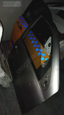 Palio Albea sağ ön kapı
