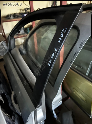Ford Focus sol ön kapı