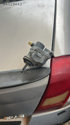 Clio  2 far motor araçtan sökme