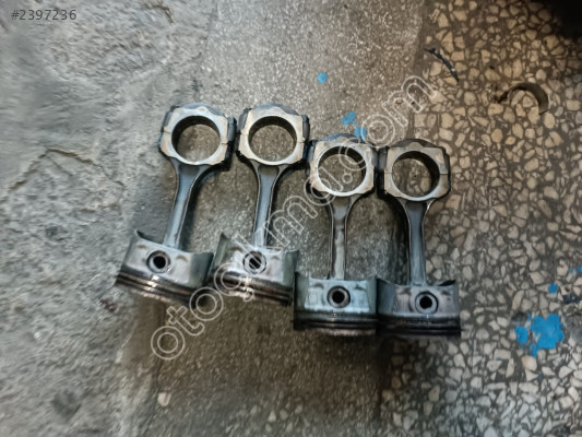 1.6 Megane 2 Benzinli Piston Kolu