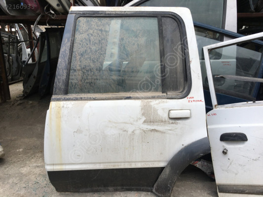 Ford Explorer Sol Arka Kapı Kelebek Camı Kapı Döşemesi