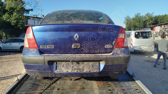 Clio 2 bagaj kapağı