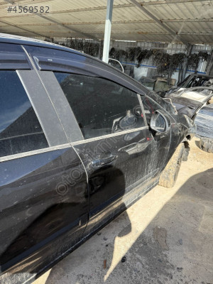 PEUGEOT 307 SAĞ ÖN KAPI ÇIKMA ORJİNAL
