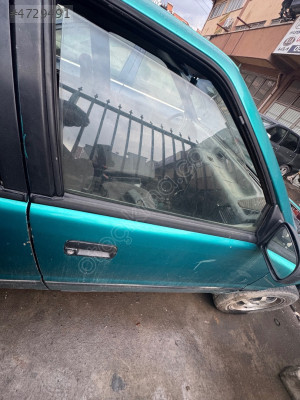 Hyundai excel sağ ön kapı
