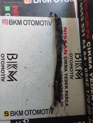 Nissan Qashqai 2007-2013 Ön Panel Üst Parça