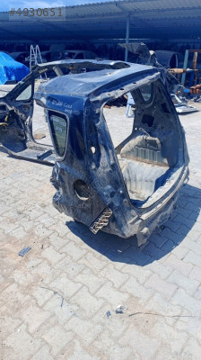 MITSUBISHI COLT ARKA PANEL ÇIKMA ORJİNAL