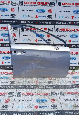 SUBARU XV SAĞ ÖN KAPI ORJİNAL ÇIKMA YEDEK PARÇA