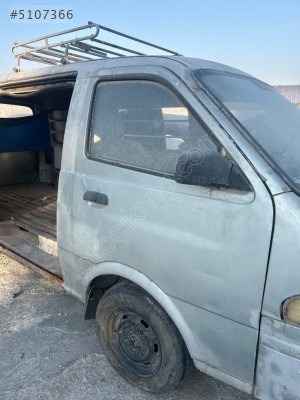 Kia bongo sağ ön kapı