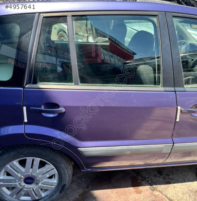 FORD FUSİON SAĞ ARKA KAPI ORİJİNAL HATASIZ