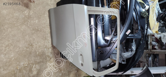 GOLF 7 7.5 SOL ARKA KAPI SIFIR ITHAL