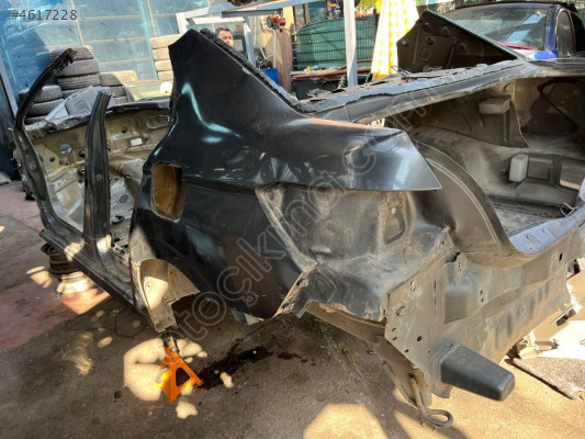 PEUGEOT  301  SOL  ARKA   ÇAMURLUK