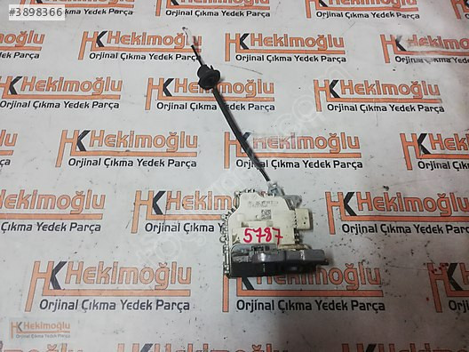 AUDİ A4 KAPI KİLİDİ SAĞ ARKA 8K0839016C
