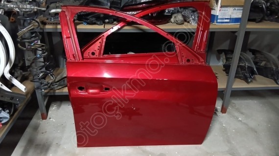 PEUGEOT 208 SAĞ ÖN KAPI