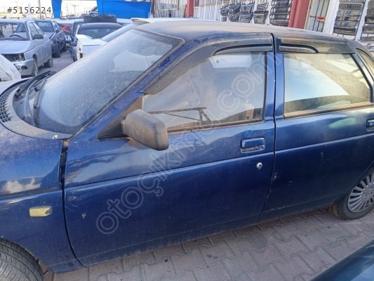 Lada Vega sol ön kapı