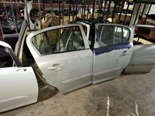 ÖZMEN OPEL CORSA D ÇIKMA SAĞ SOL ARKA KAPI