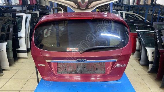 FORD FİESTA BAGAJ KAPAĞI