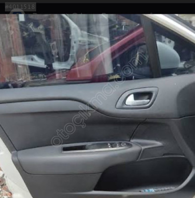 citroen c3 ön kapı döşemesi sol 9331 QS