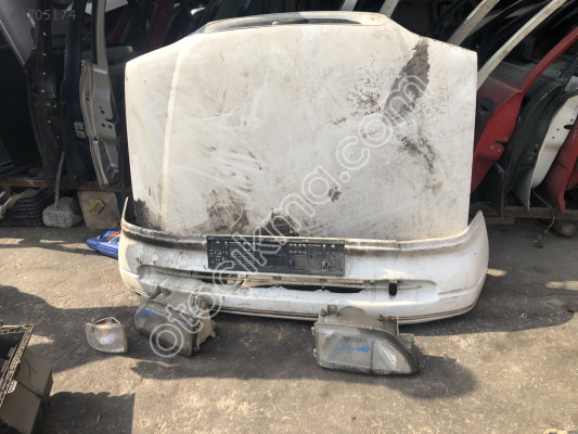 FORD ESCORT ÖN KAPUT