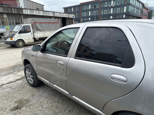 Fiat Albea sol iki kapı dolu sol 2 kapı