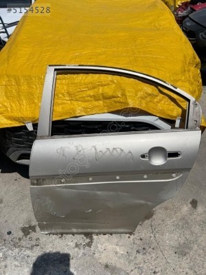 HYUNDAİ ACCENT ERA SOL ARKA KAPI ORİJİNAL