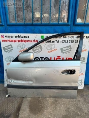1998-2003 MODEL TOYOTA AVENSİS SAĞ KAPI