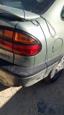 Renault Laguna 1 sag stop