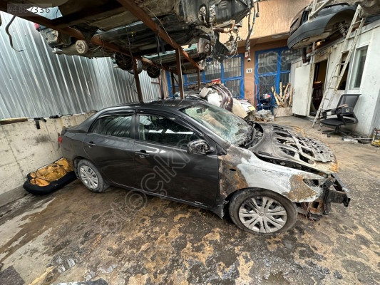 2009 MODEL TOYOTA COROLLA 1.4 DİZEL TAVAN