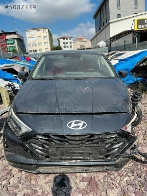 HYUNDAİ İ20 SAĞ ÖN FAR SÖKME HATASIZ 2021-2026