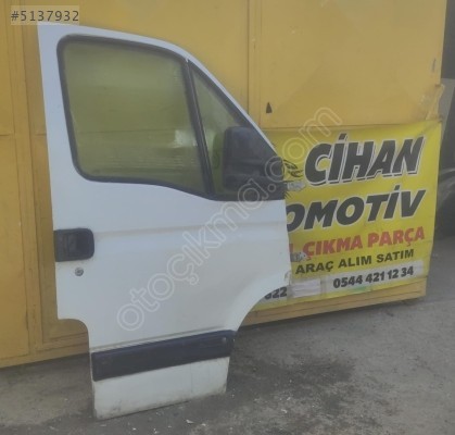 RENAULT MASTER SAĞ ÖN KAPI