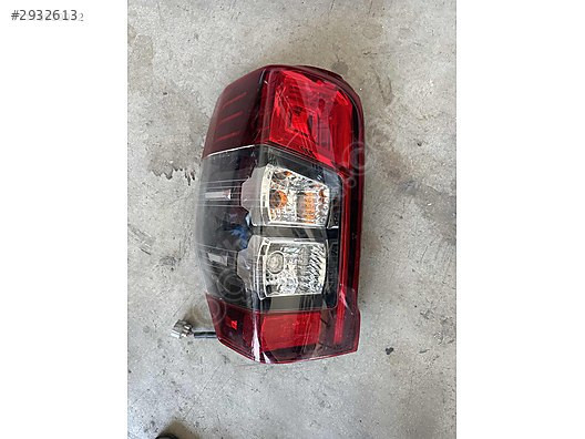L200 stop lambası