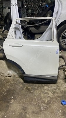 HONDA CR-V SAĞ ARKA KAPI