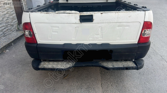 Fiat strada bagaj kapağı