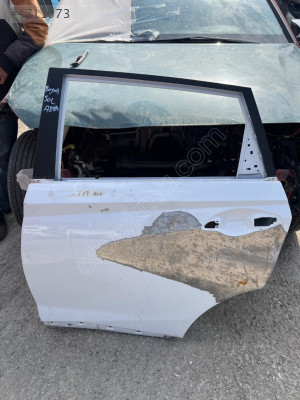 HYUNDAİ BAYON SOL ARKA KAPI ORİJİNAL ÇIKMA