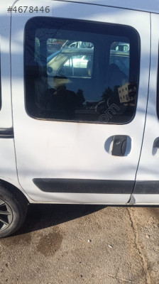 Renault kangoo sağ arka kapı
