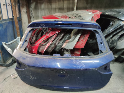Opel Corsa F Bagaj Kapağı