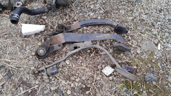 Daihatsu appleus  pedal takımı